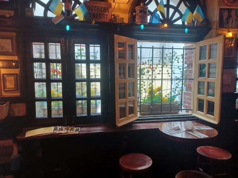 McGillins Olde Ale House 768x576